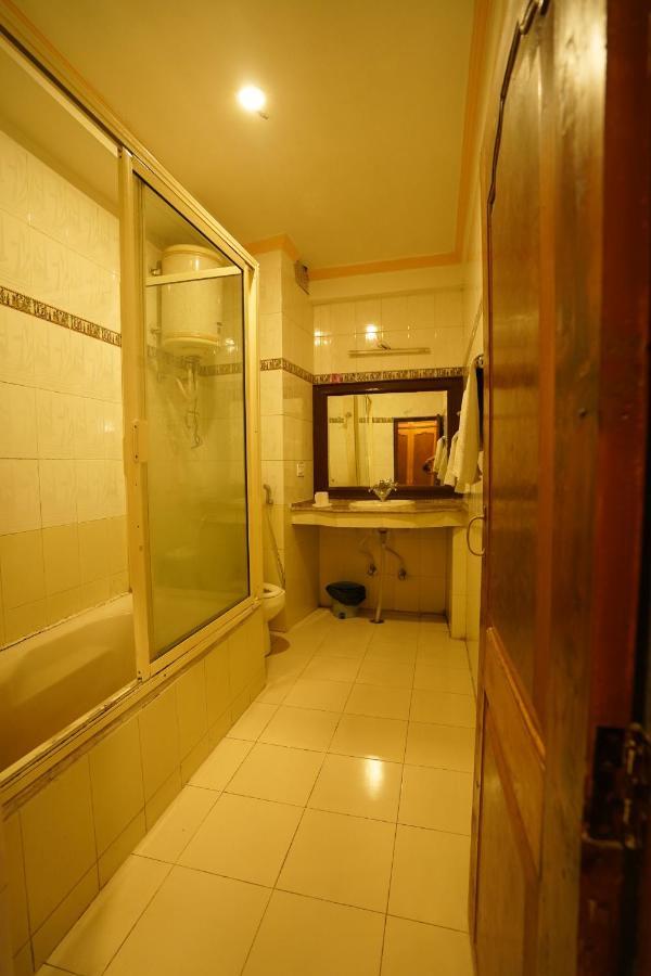 Royal Palace Resort Bhagsunag Dharamshala Bagian luar foto